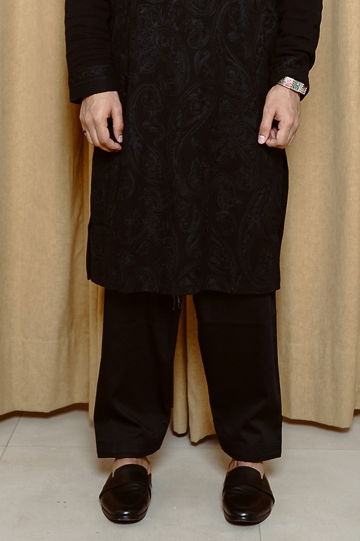 Black Georgette Aari Embroidered Kurta Set by Wabi Sabi Men at Pernia's Pop Up Shop