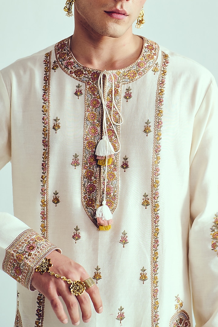 Ivory Chanderi Resham Embroidered Handloom Kurta by Wabi Sabi Men at Pernia's Pop Up Shop