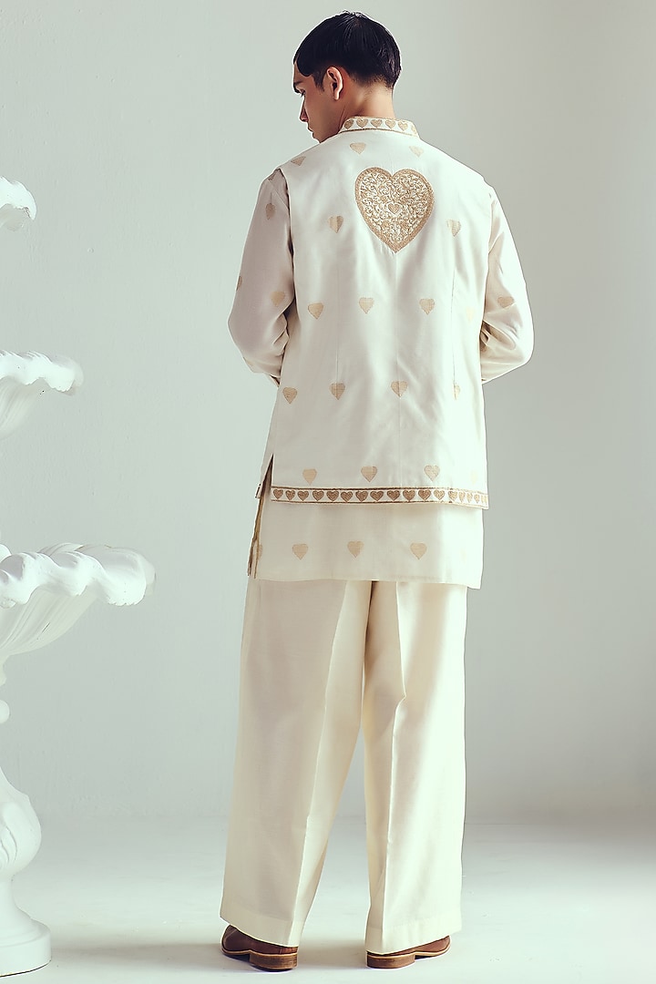 Ivory Chanderi Marodi Embroidered Handloom Bundi Jacket Set by Wabi Sabi Men at Pernia's Pop Up Shop