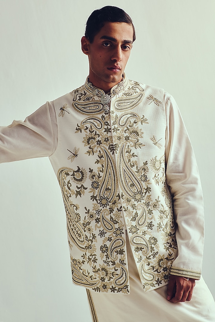 Ivory Chanderi Hand Embroidered Handloom Bundi Jacket Set by Wabi Sabi Men at Pernia's Pop Up Shop