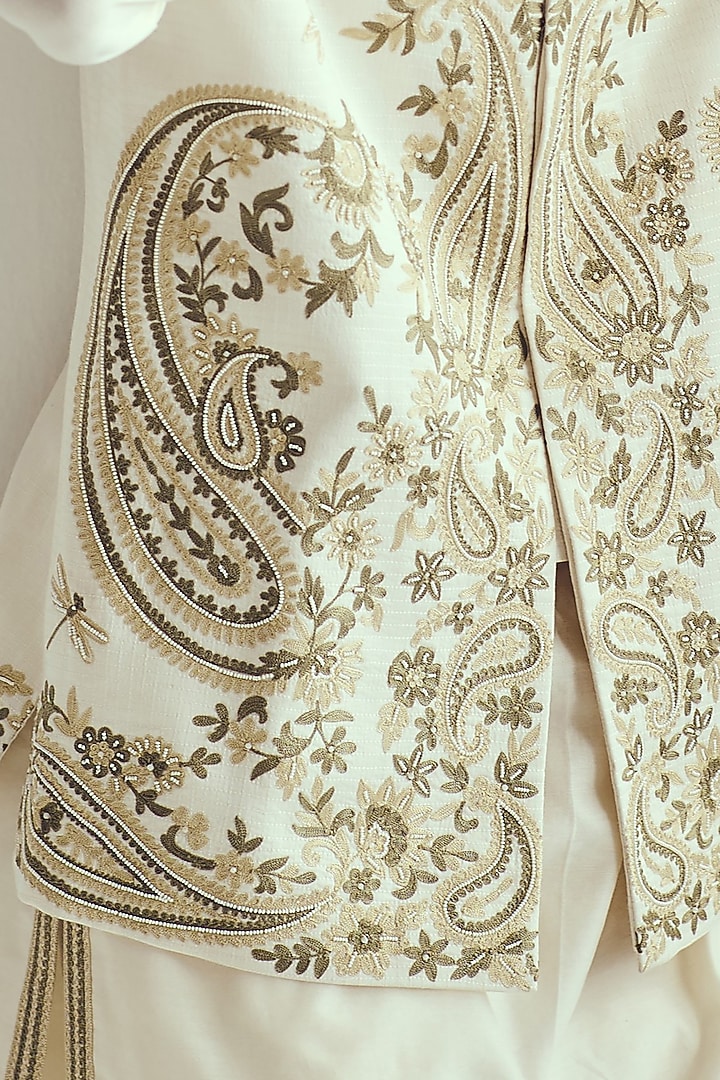 Ivory Chanderi Hand Embroidered Handloom Bundi Jacket Set by Wabi Sabi Men at Pernia's Pop Up Shop