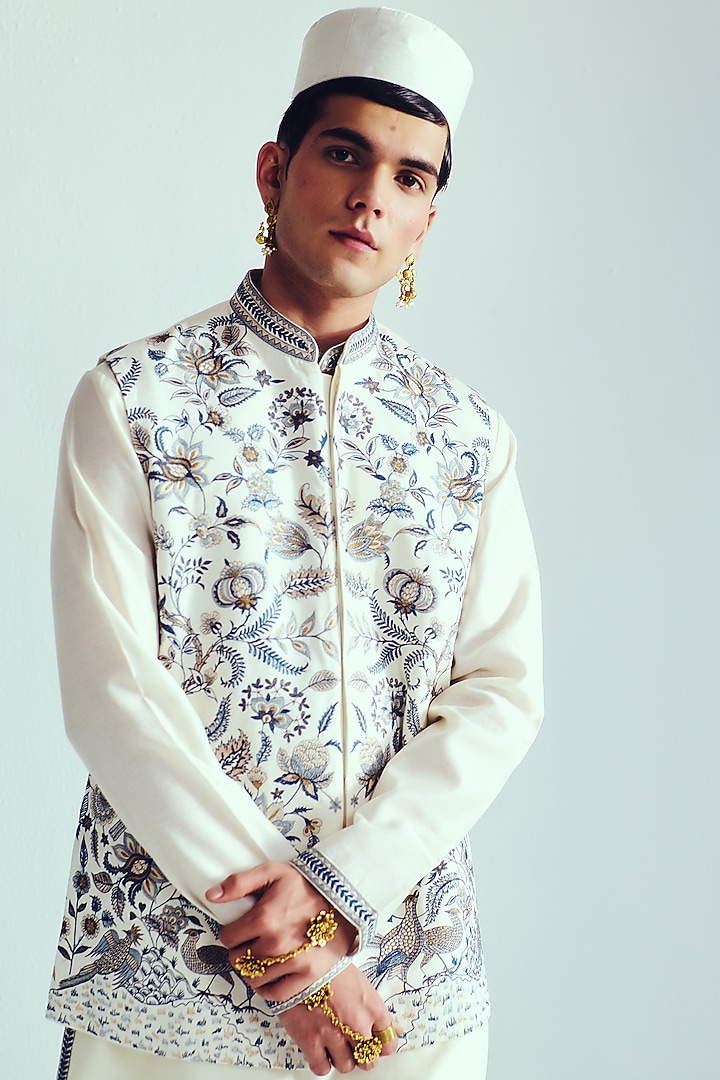 Ivory Chanderi Resham Embroidered Handloom Bundi Jacket Set by Wabi Sabi Men at Pernia's Pop Up Shop