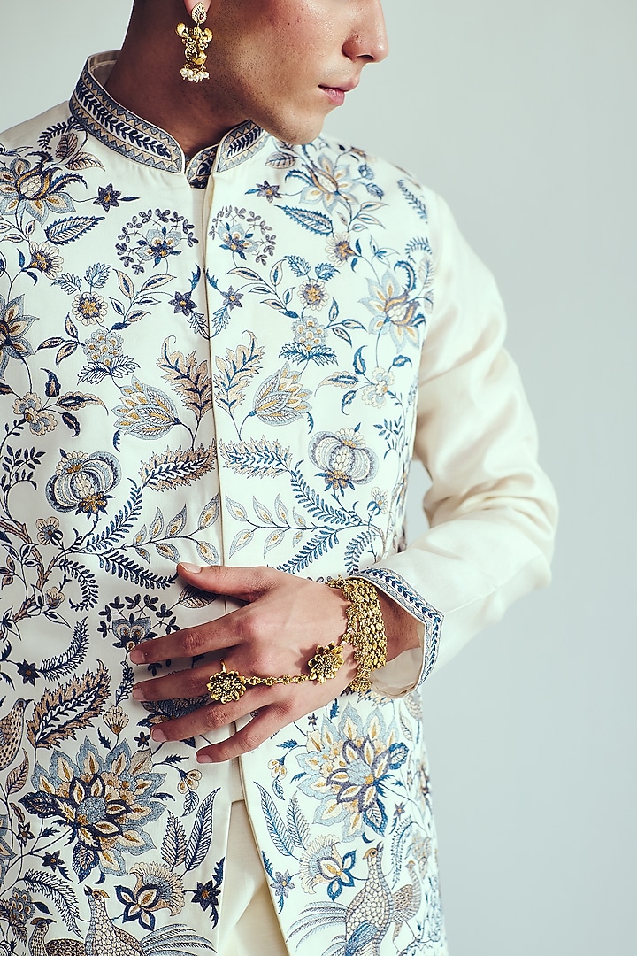 Ivory Chanderi Resham Embroidered Handloom Bundi Jacket Set by Wabi Sabi Men at Pernia's Pop Up Shop