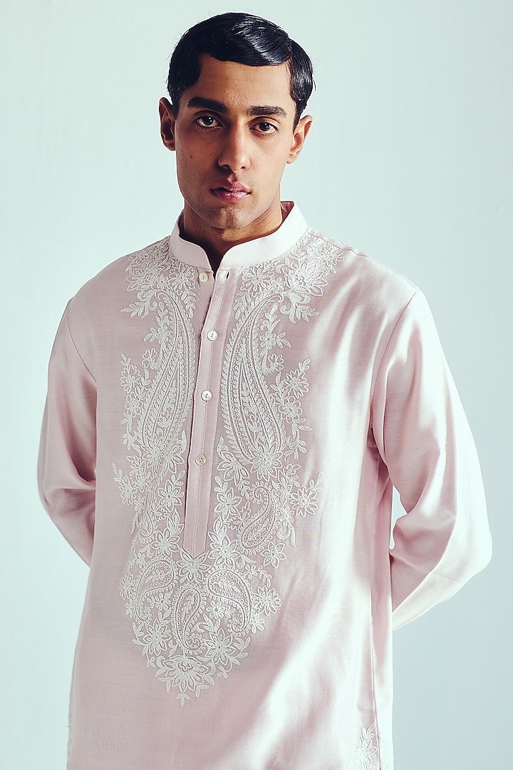 Powder Pink Chanderi Dori Embroidered Handloom Kurta Set by Wabi Sabi Men at Pernia's Pop Up Shop