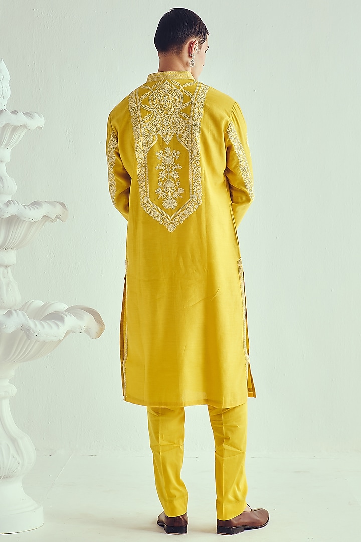 Mustard Yellow Chanderi Dori Embroidered Handloom Kurta Set by Wabi Sabi Men at Pernia's Pop Up Shop