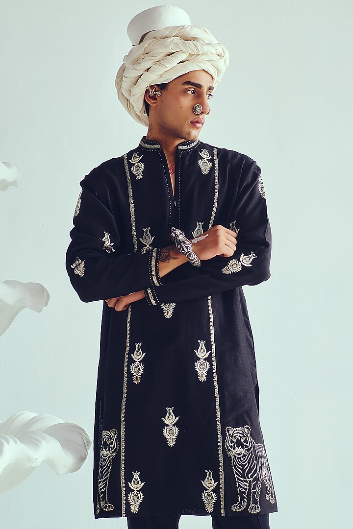 Black Chanderi Resham Embroidered Handloom Kurta Set by Wabi Sabi Men at Pernia's Pop Up Shop