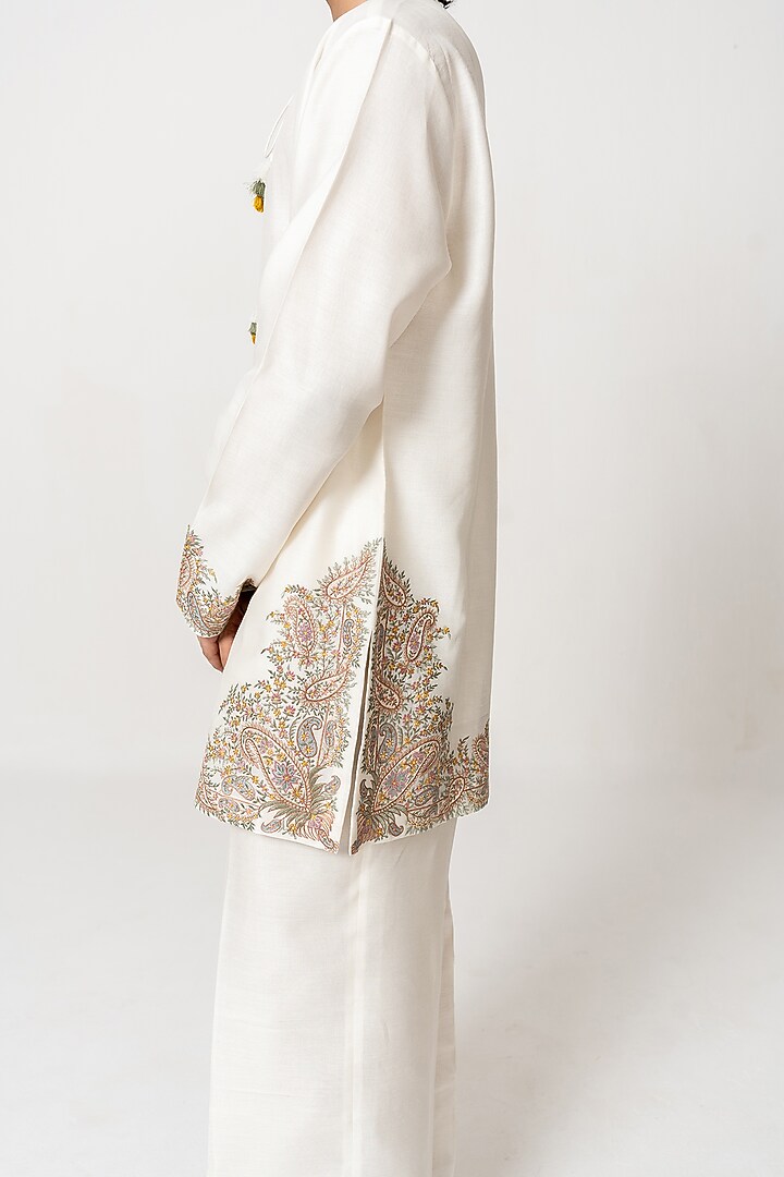 Ivory Chanderi Handloom Resham Embroidered Kurta Set by Wabi Sabi Men at Pernia's Pop Up Shop