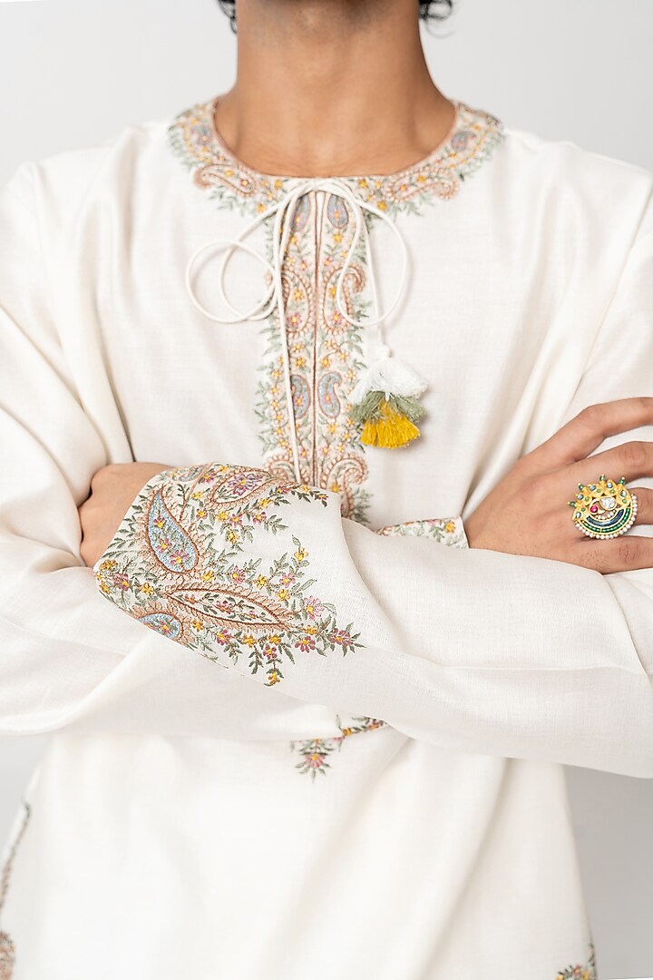 Ivory Chanderi Handloom Resham Embroidered Kurta Set by Wabi Sabi Men at Pernia's Pop Up Shop