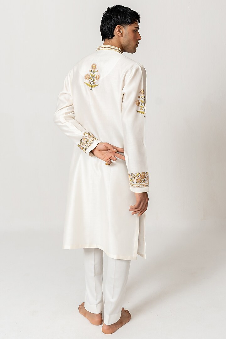 Ivory Chanderi Handloom Resham Embroidered Kurta Set by Wabi Sabi Men at Pernia's Pop Up Shop