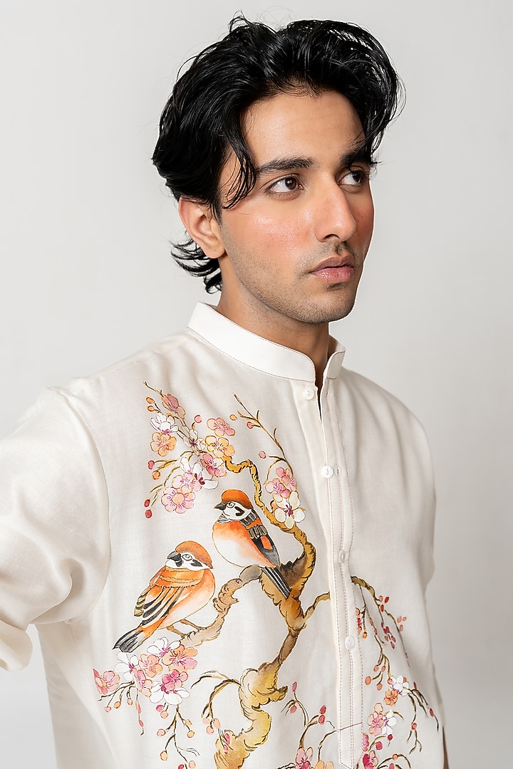 Ivory Chanderi Handloom Hand Painted Kurta Set by Wabi Sabi Men at Pernia's Pop Up Shop