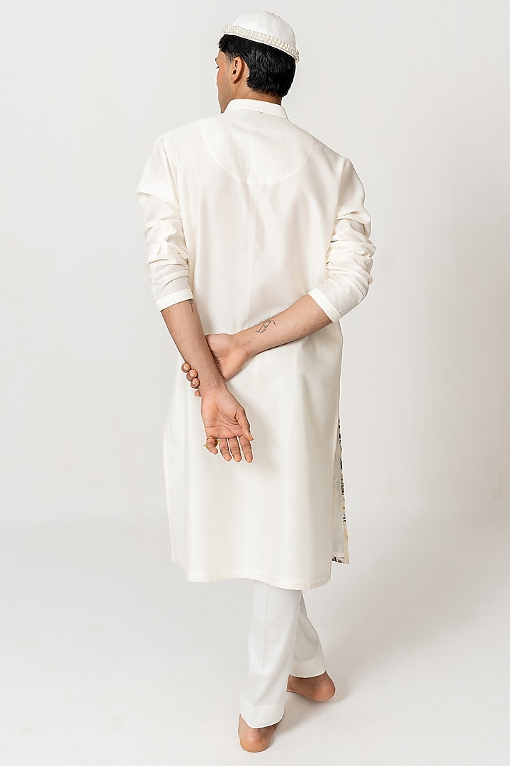 Ivory Chanderi Handloom Hand Painted Kurta Set by Wabi Sabi Men at Pernia's Pop Up Shop