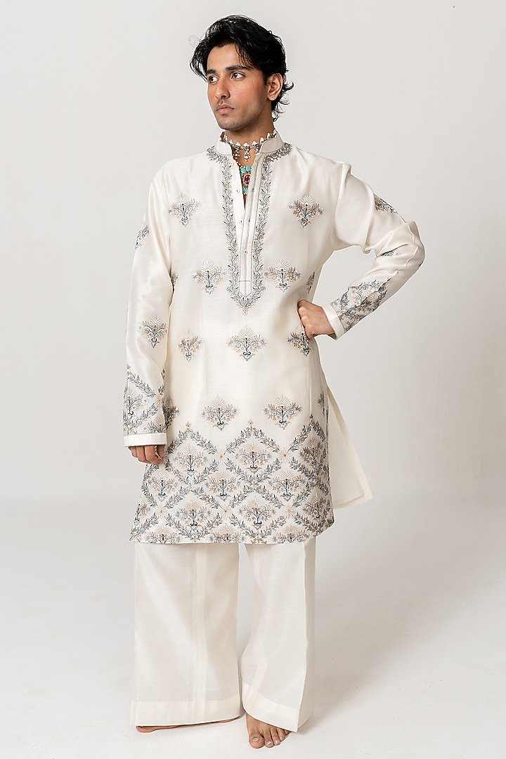 Ivory Chanderi Handloom Resham Embroidered Kurta Set by Wabi Sabi Men at Pernia's Pop Up Shop