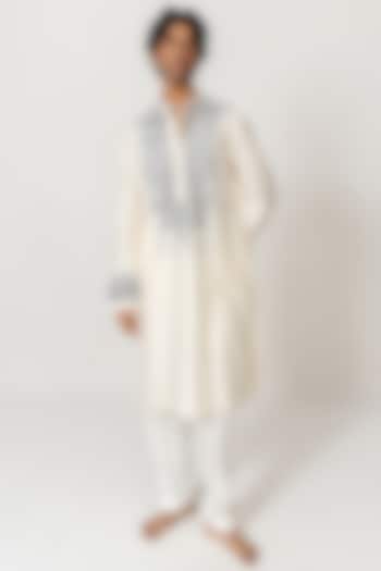 Ivory Chanderi Handloom Resham Embroidered Kurta Set by Wabi Sabi Men at Pernia's Pop Up Shop