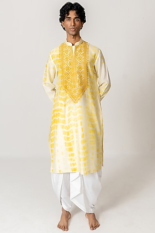 Ivory & Yellow Chanderi Handloom Tie-Dyed Kurta Set by Wabi Sabi Men