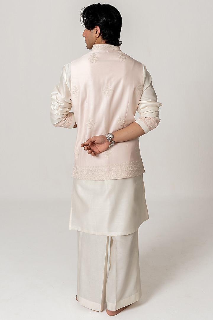 Faint Pink Chanderi Handloom Marodi Embroidered Bundi Jacket Set by Wabi Sabi Men at Pernia's Pop Up Shop