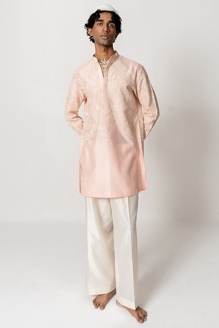 Peach Blush Chanderi Handloom Embroidered Short Kurta Set by Wabi Sabi Men at Pernia's Pop Up Shop