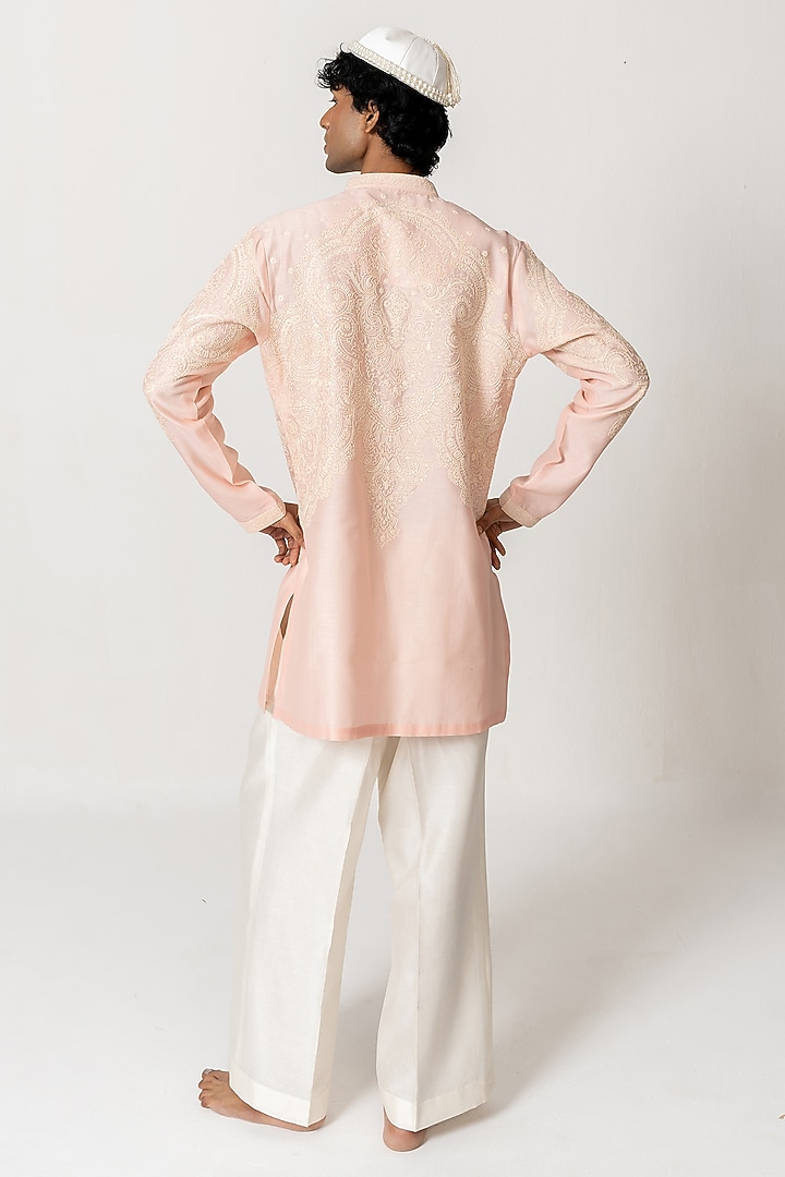Peach Blush Chanderi Handloom Embroidered Short Kurta Set by Wabi Sabi Men at Pernia's Pop Up Shop