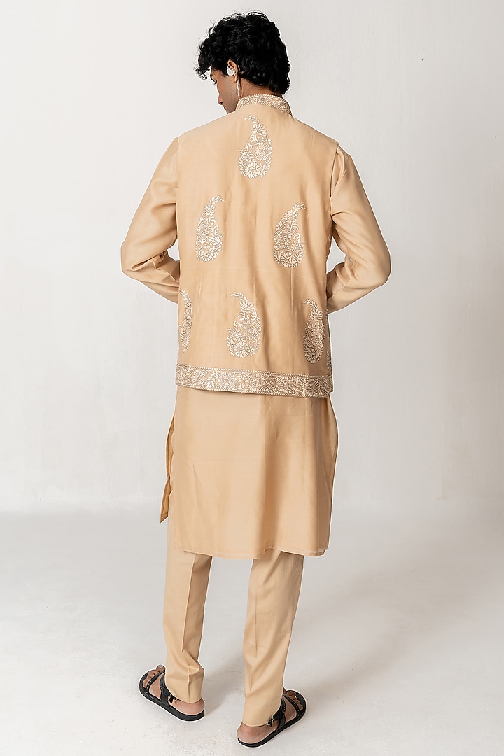 Honey Beige Chanderi Aari Embroidered Bundi Jacket Set by Wabi Sabi Men at Pernia's Pop Up Shop