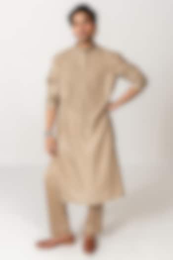 Deep Beige Chanderi Dori Embroidered Handloom Kurta Set by Wabi Sabi Men at Pernia's Pop Up Shop
