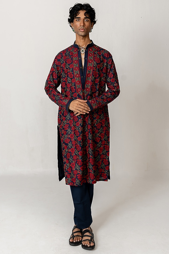 Midnight Blue Chanderi Aari Embroidered Kurta Set by Wabi Sabi Men at Pernia's Pop Up Shop
