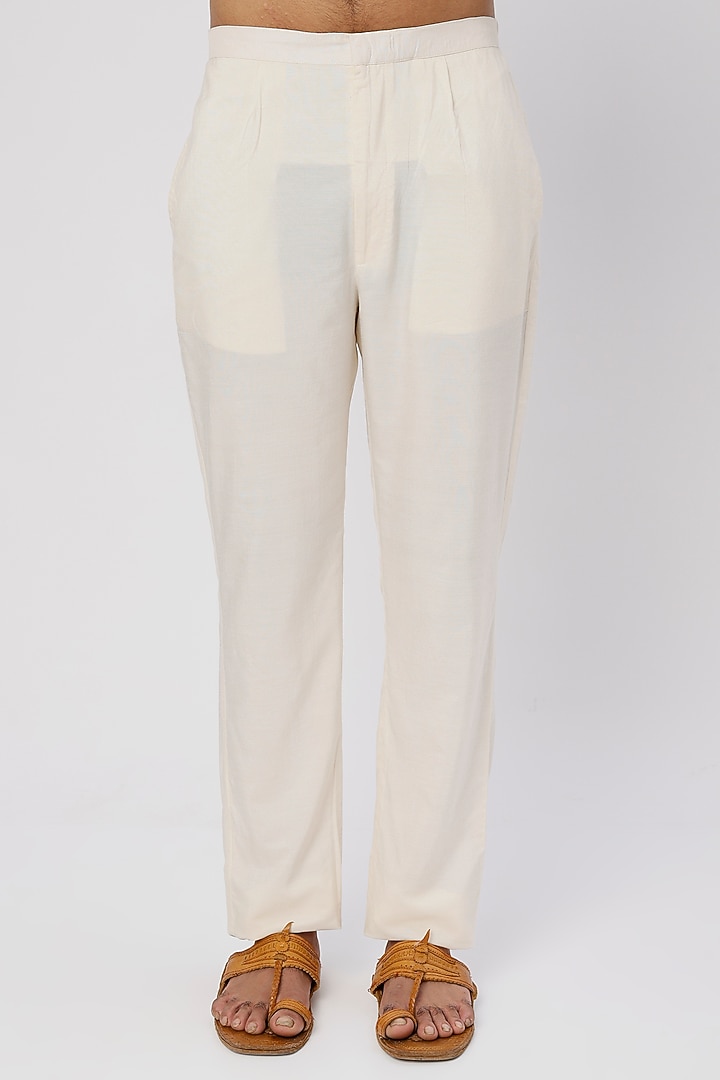 Ivory Chanderi Hand Painted Kurta Set by Wabi Sabi Men at Pernia's Pop Up Shop