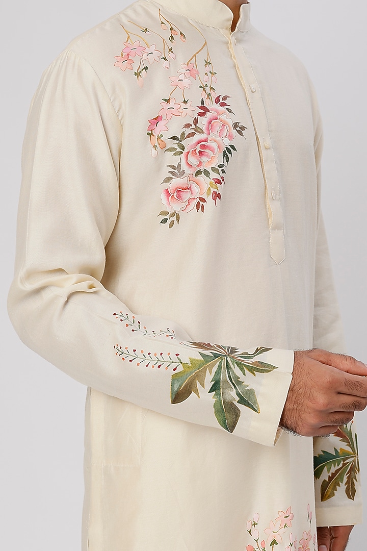 Ivory Chanderi Hand Painted Kurta Set by Wabi Sabi Men at Pernia's Pop Up Shop