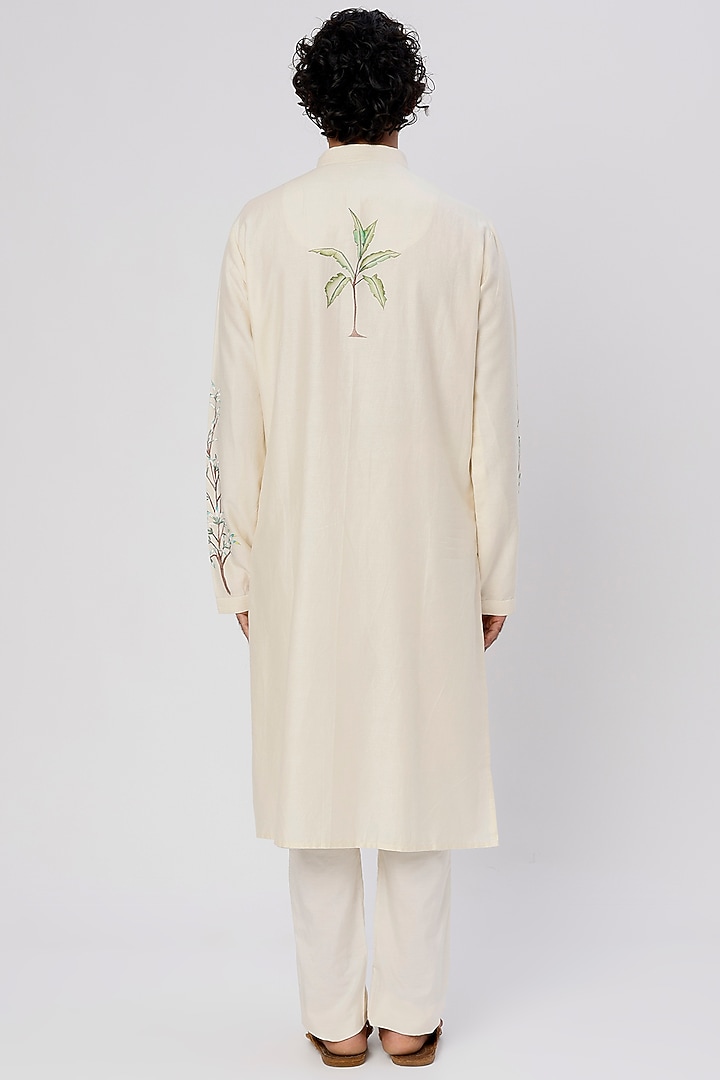 Ivory Chanderi Handloom Kurta Set by Wabi Sabi Men at Pernia's Pop Up Shop