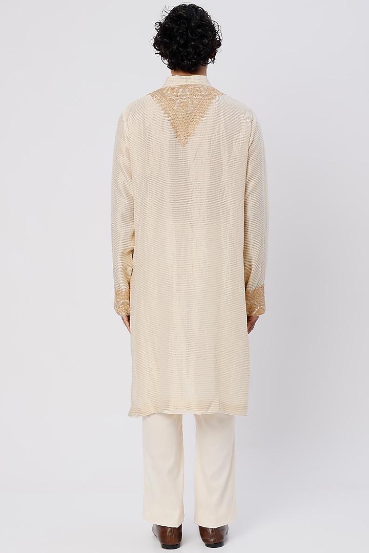 Ivory Embroidered Kurta Set by Wabi Sabi Men at Pernia's Pop Up Shop