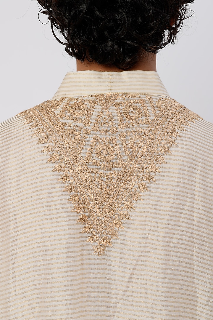 Ivory Embroidered Kurta Set by Wabi Sabi Men at Pernia's Pop Up Shop