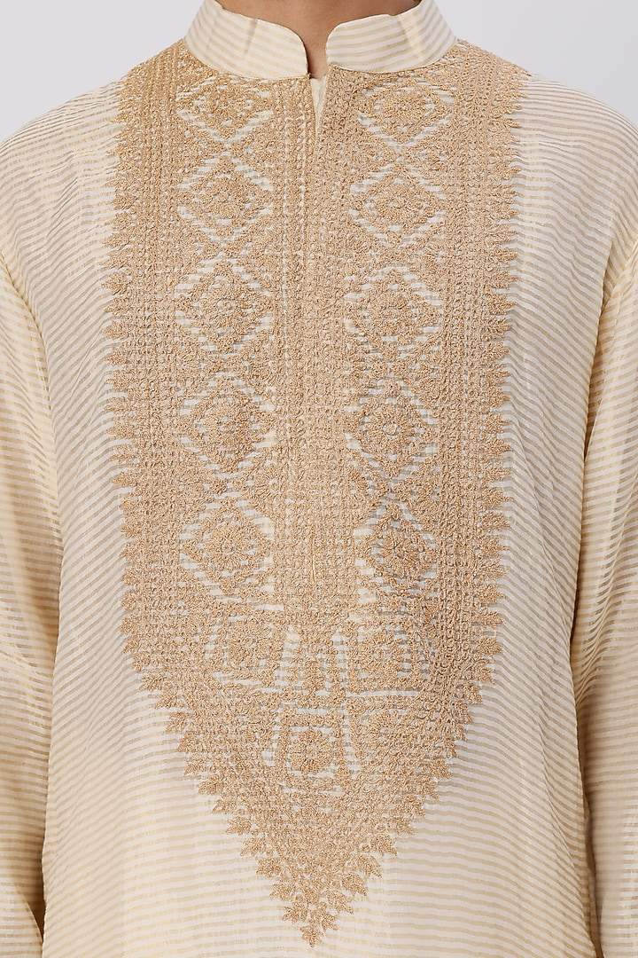 Ivory Embroidered Kurta Set by Wabi Sabi Men at Pernia's Pop Up Shop