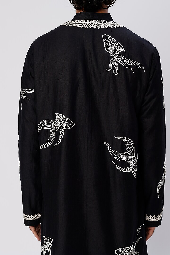 Black Embroidered Kurta Set by Wabi Sabi Men at Pernia's Pop Up Shop