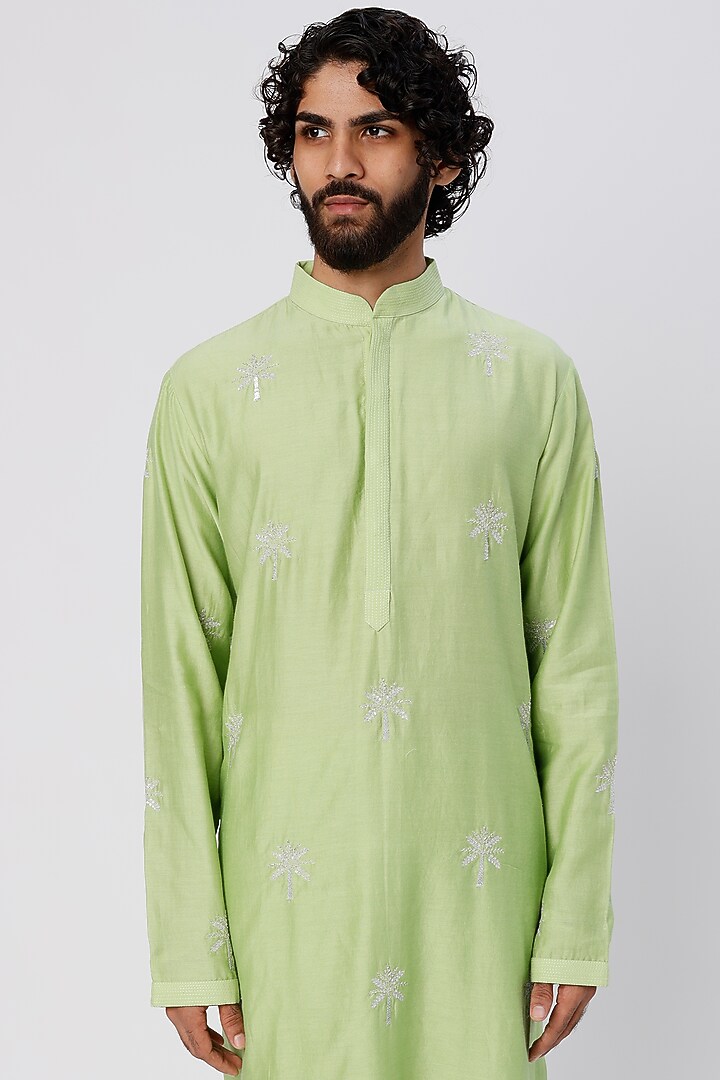 Mint Green Chanderi Handloom Hand Embroidered Kurta Set by Wabi Sabi Men at Pernia's Pop Up Shop