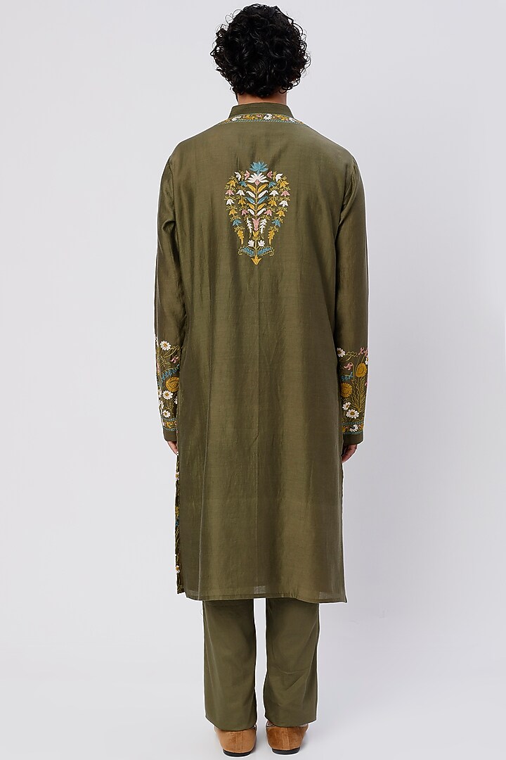 Olive Green Embroidered Kurta Set by Wabi Sabi Men at Pernia's Pop Up Shop