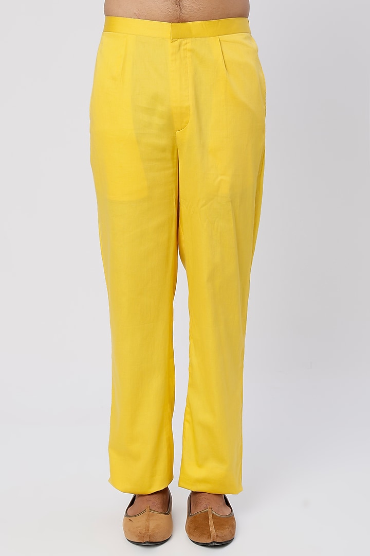 Yellow Chanderi Handloom Cutdana Hand Embroidered Kurta Set by Wabi Sabi Men at Pernia's Pop Up Shop