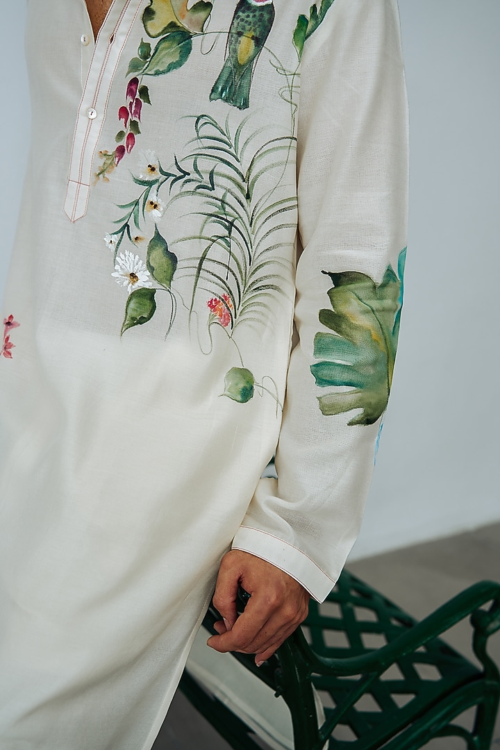 Ivory Chanderi Hand Painted Kurta Set by Wabi Sabi Men at Pernia's Pop Up Shop