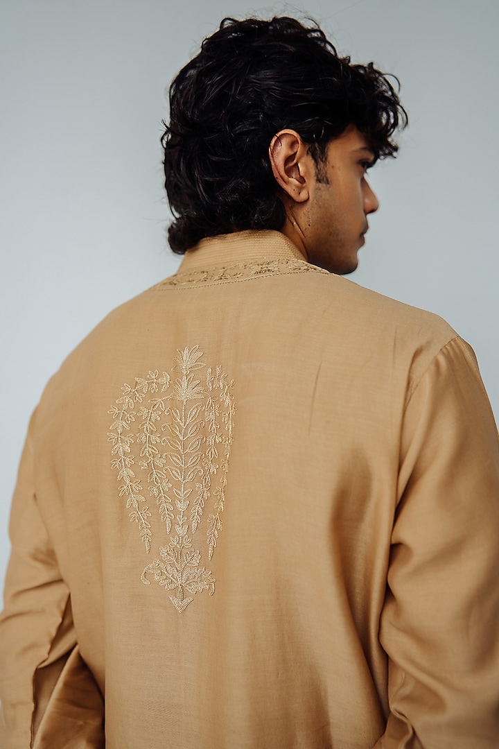 Gold Chanderi Embroidered Kurta Set by Wabi Sabi Men at Pernia's Pop Up Shop