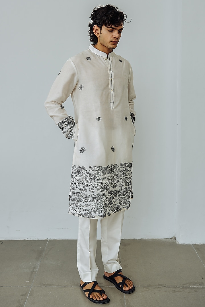 Ivory Chanderi Embroidered Kurta Set by Wabi Sabi Men at Pernia's Pop Up Shop