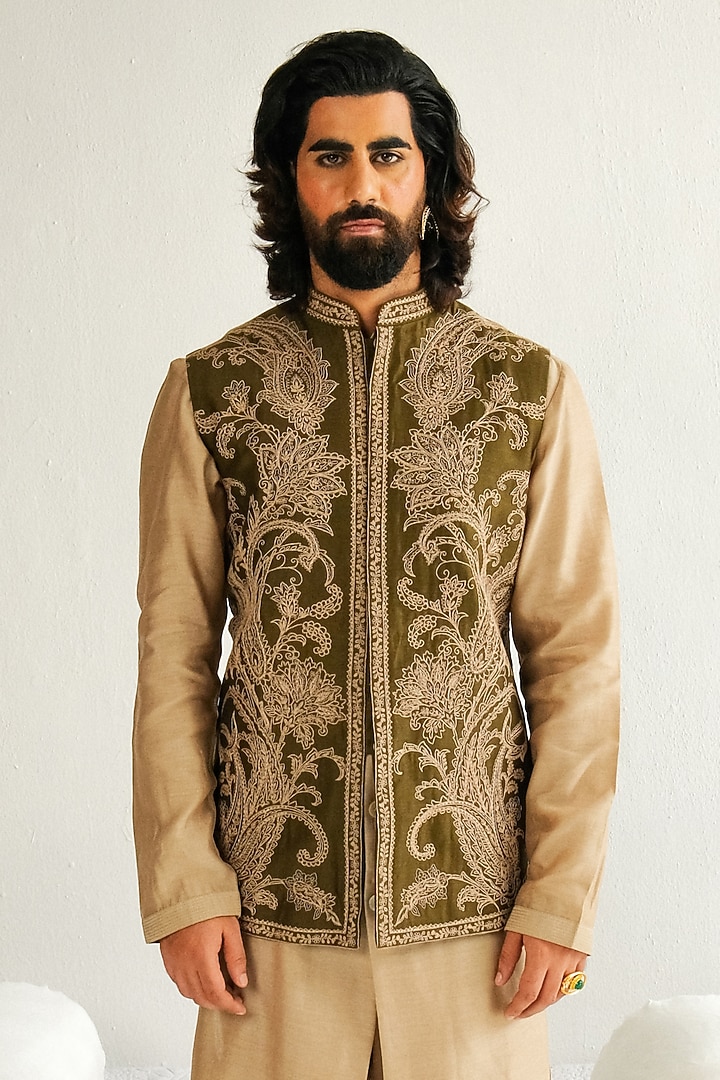 Olive Chanderi Handloom Dori Embroidered Bundi Jacket Set by Wabi Sabi Men at Pernia's Pop Up Shop