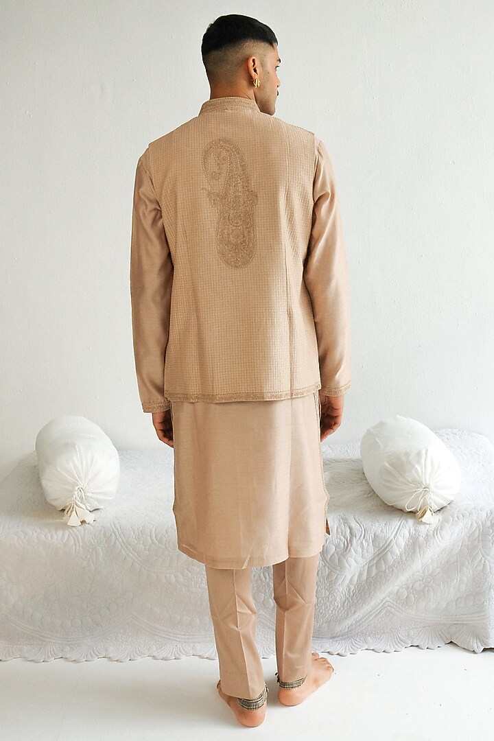 Dark Beige Chanderi Handloom Dori Embroidered Bundi Jacket Set by Wabi Sabi Men at Pernia's Pop Up Shop