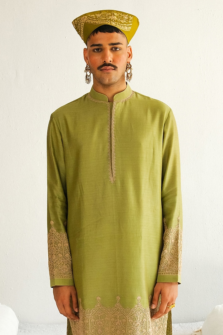 Pale Green Chanderi Handloom Dori Embroidered Kurta Set by Wabi Sabi Men at Pernia's Pop Up Shop