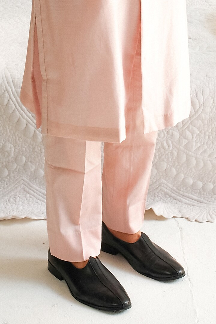 Pale Pink Chanderi Handloom Resham Embroidered Bundi Jacket Set by Wabi Sabi Men at Pernia's Pop Up Shop