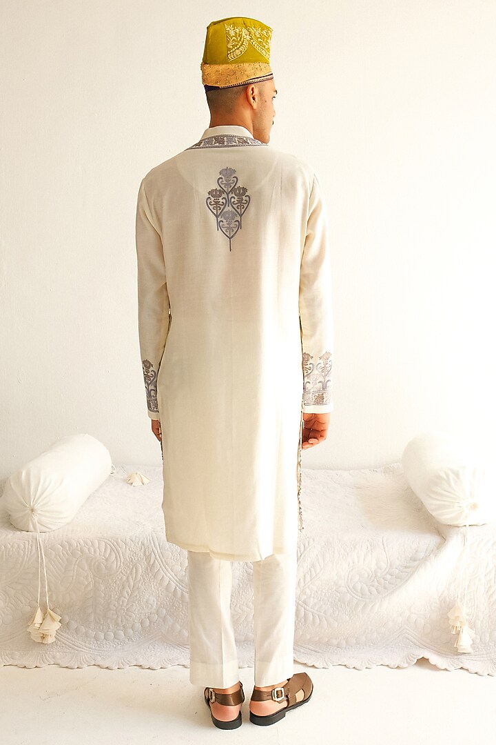 Ivory Chanderi Handloom Aari Embroidered Kurta Set by Wabi Sabi Men at Pernia's Pop Up Shop