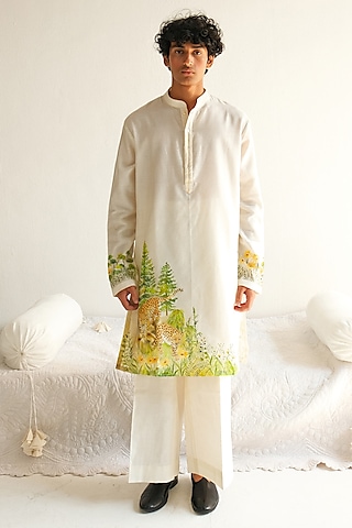 Ivory Chanderi Handloom Handpainted Kurta Set by Wabi Sabi Men