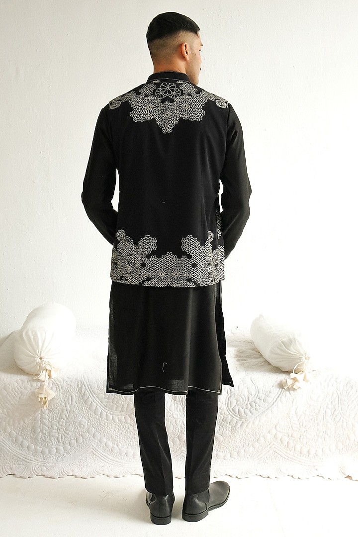 Black Cotton Silk Resham Embroidered Bundi Jacket Set by Wabi Sabi Men at Pernia's Pop Up Shop