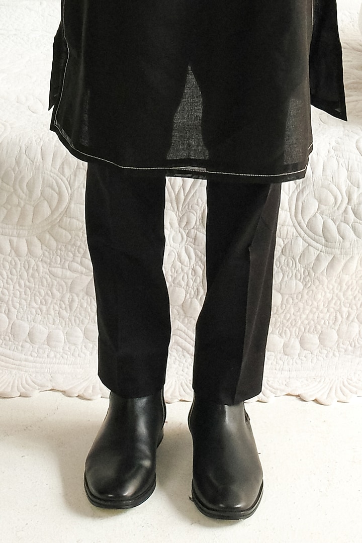 Black Cotton Silk Resham Embroidered Bundi Jacket Set by Wabi Sabi Men at Pernia's Pop Up Shop