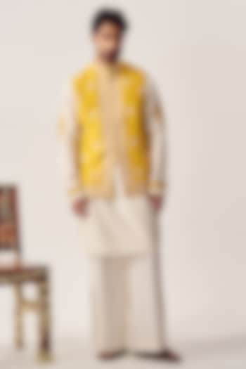Mustard Yellow Chanderi Dori Embroidered Bundi Jacket Set by Wabi Sabi Men at Pernia's Pop Up Shop