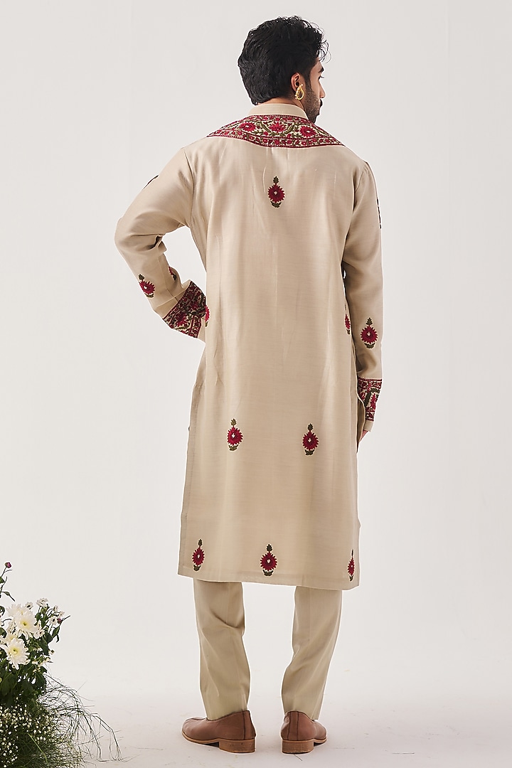 Light Beige Chanderi Aari Embroidered Handloom Kurta Set by Wabi Sabi Men at Pernia's Pop Up Shop