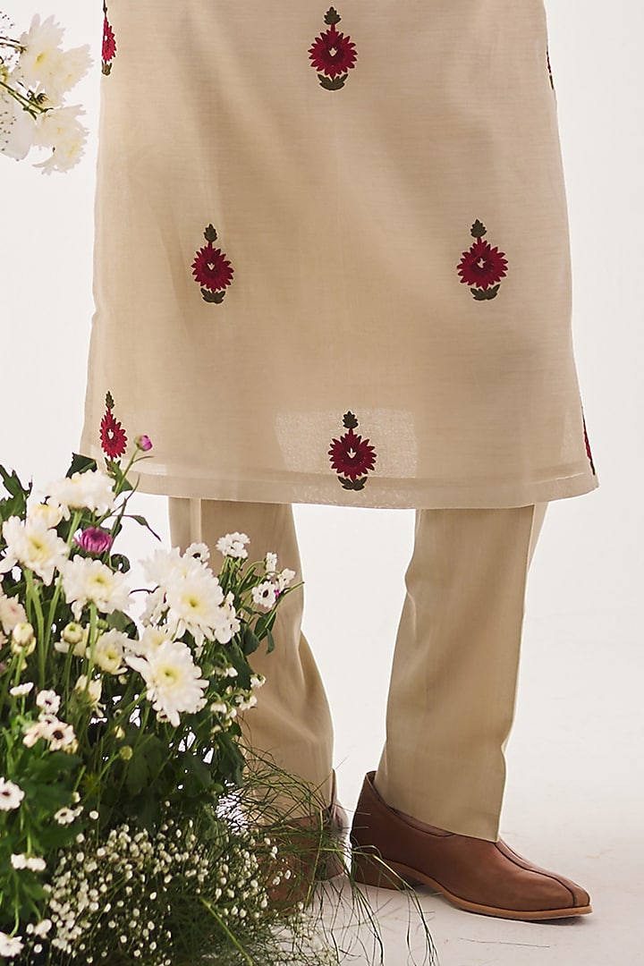 Light Beige Chanderi Aari Embroidered Handloom Kurta Set by Wabi Sabi Men at Pernia's Pop Up Shop