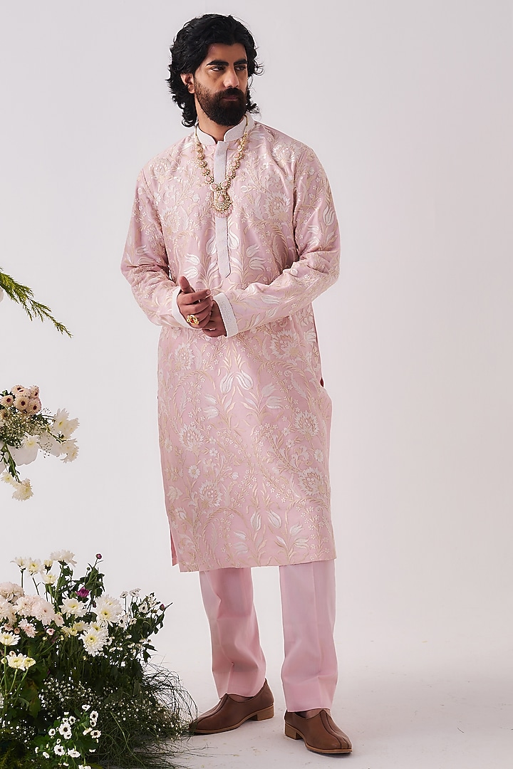 Pale Pink Chanderi Resham Embroidered Handloom Kurta Set by Wabi Sabi Men at Pernia's Pop Up Shop