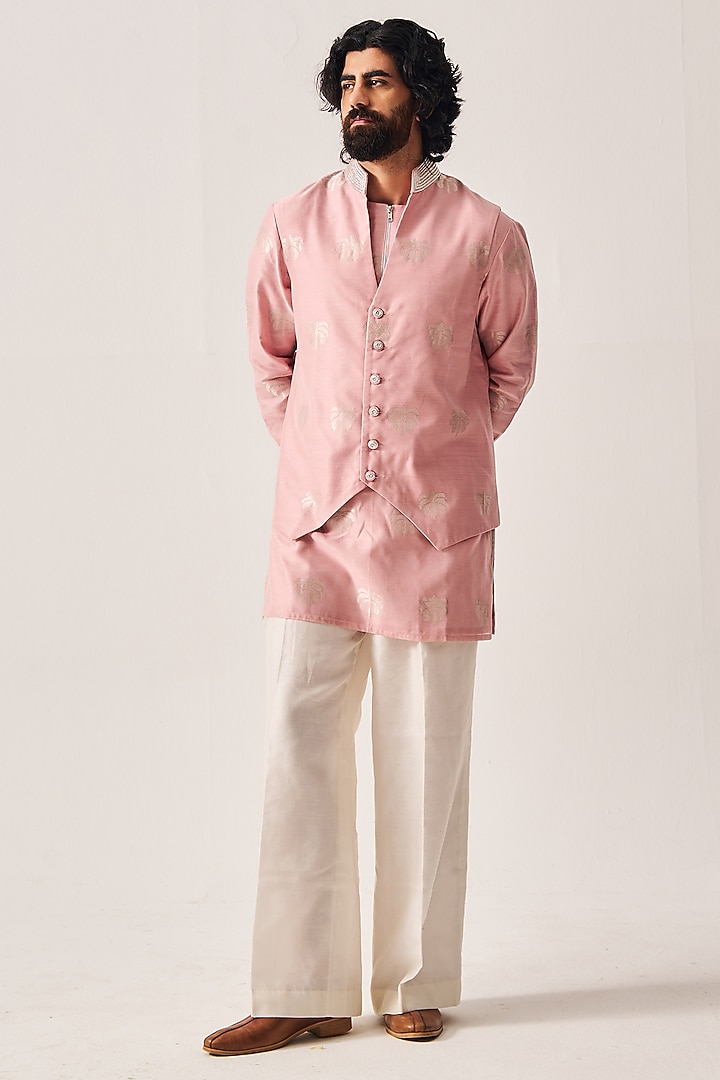 Pale Pink Chanderi Hand Embroidered Bundi Jacket Set by Wabi Sabi Men at Pernia's Pop Up Shop